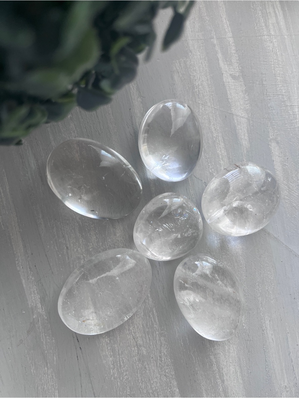 Crystal quartz palm stone